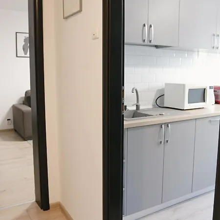 Conta I One Bedroom Near National Theatre Apartament