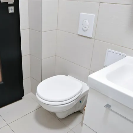 Conta I One Bedroom Near National Theatre